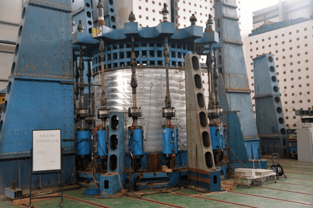 The static bottom-up failure test of the first stage liquid oxygen storage tank of the Lijian 2 liquid carrier rocket has been successfully completed